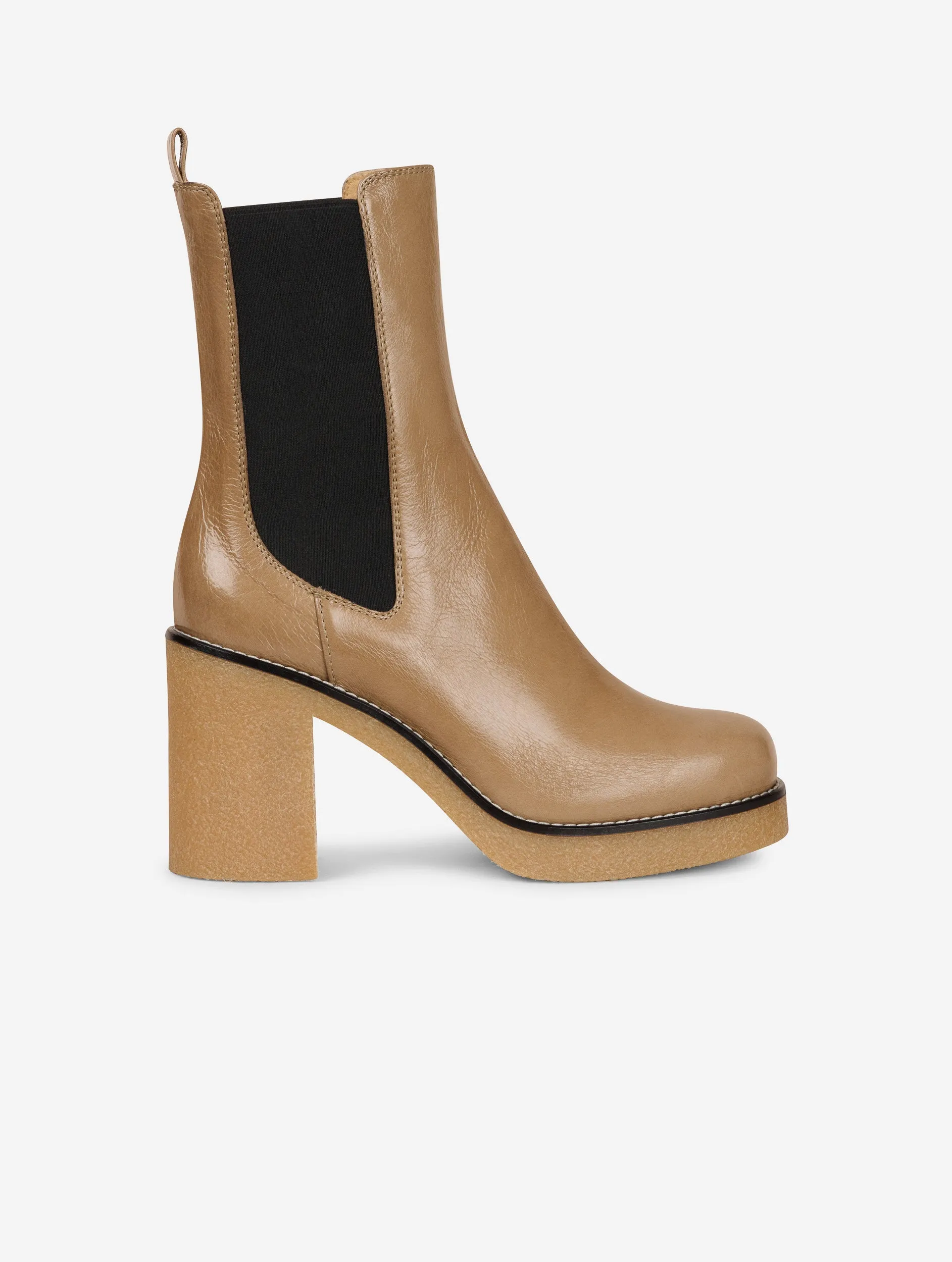 Elasticated beige patent leather ankle boots